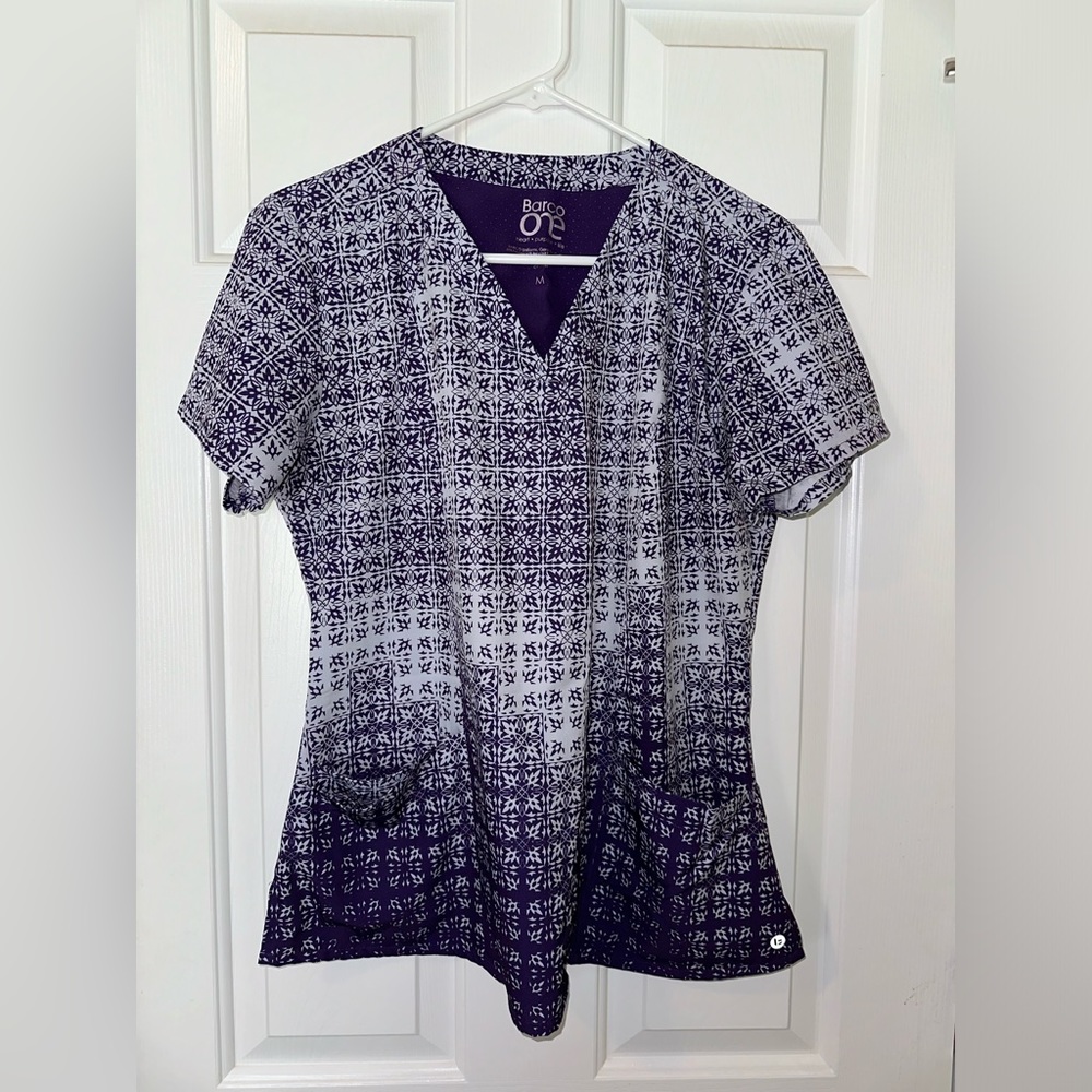 Scrub Top. Barco One